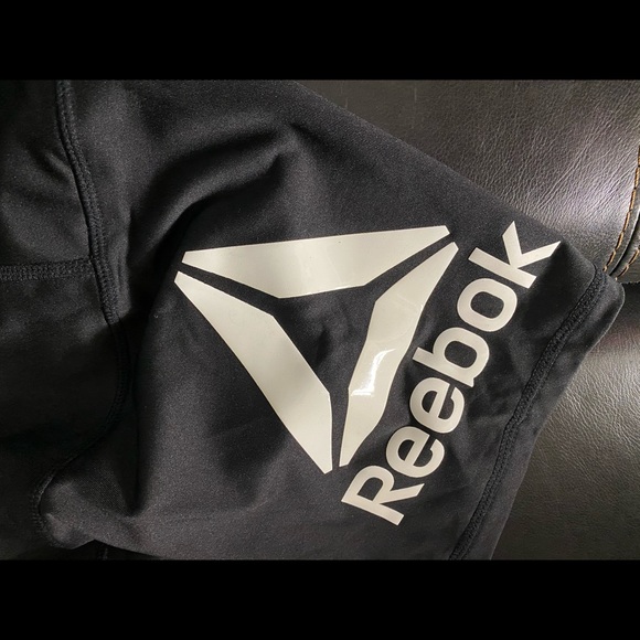 Workout shorts - Picture 3 of 4